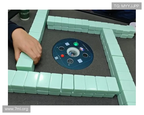 娱网棋牌移动端无缝连接，随时随地享受畅快的棋牌娱乐体验